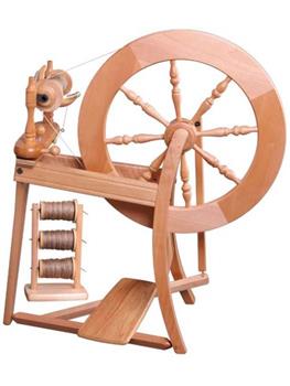 Ashford Traditional SINGLE DRIVE Spinning Wheel *FREE SHIPPING